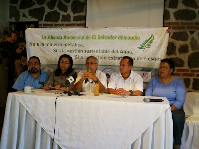 Representantes de la  Mesa Nacional frente a la Minería Metálica plantearon la necesidad de formalizar una política frente a proyectos mineros transfronterizos.